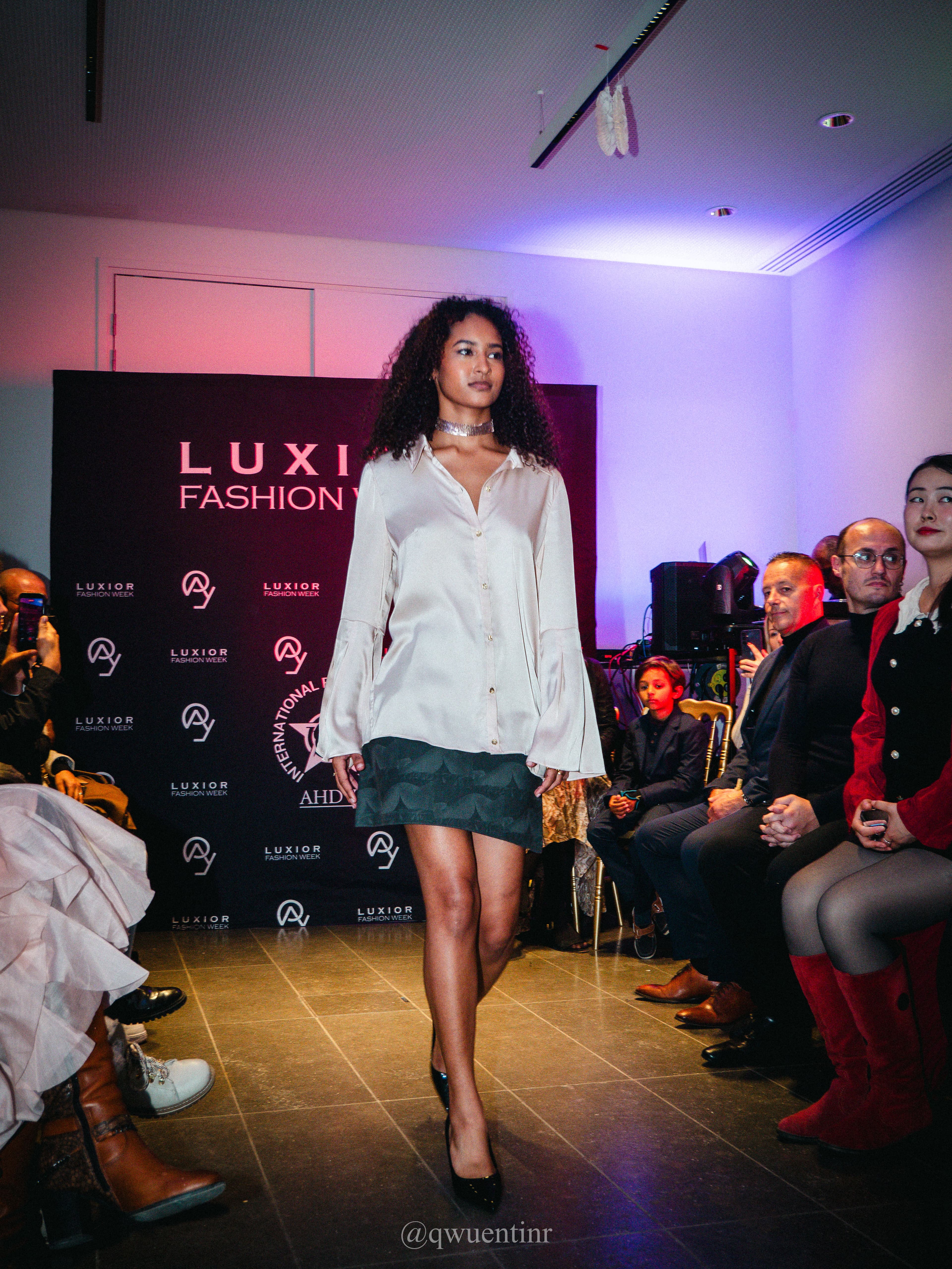 Defile 1
